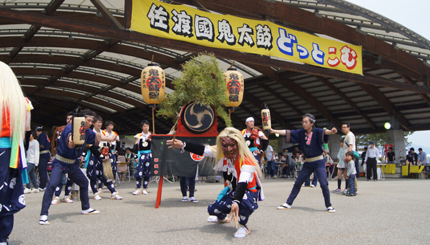 佐渡國鬼太鼓どっとこむ